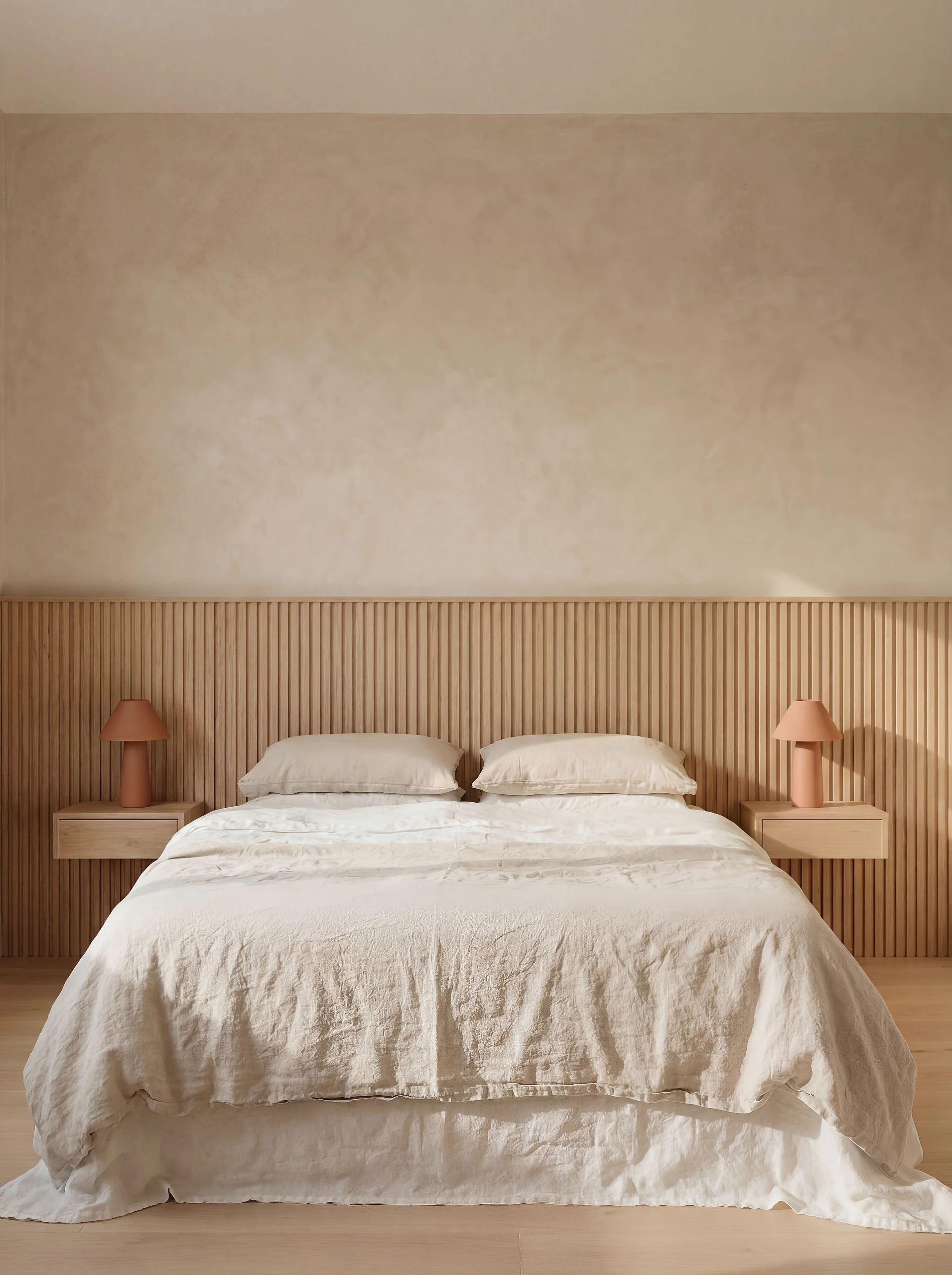 Calm bedroom in a warm palette